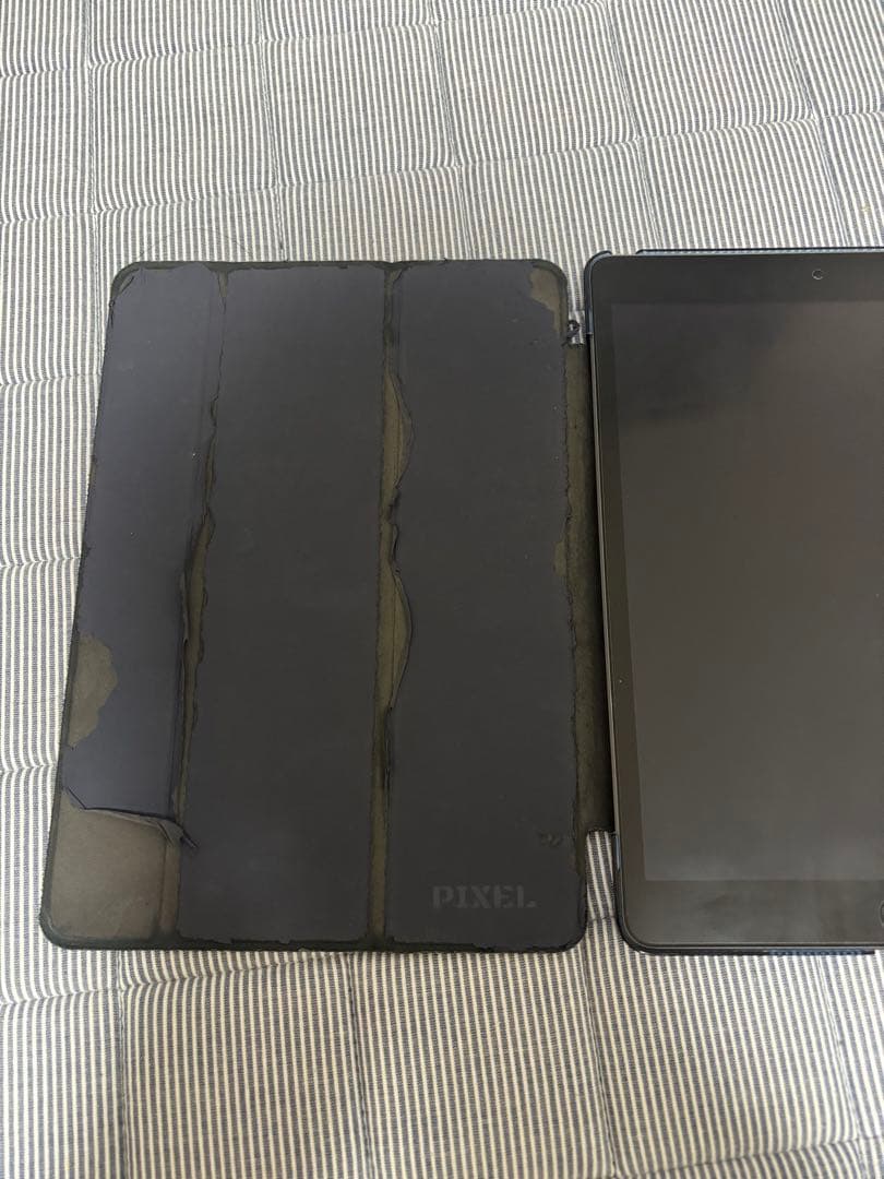 【Amane】iPad (第9世代)容量64GBブラックカバーフィルム付き