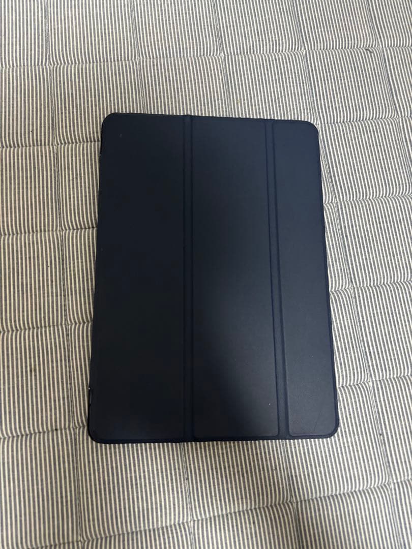 【Amane】iPad (第9世代)容量64GBブラックカバーフィルム付き