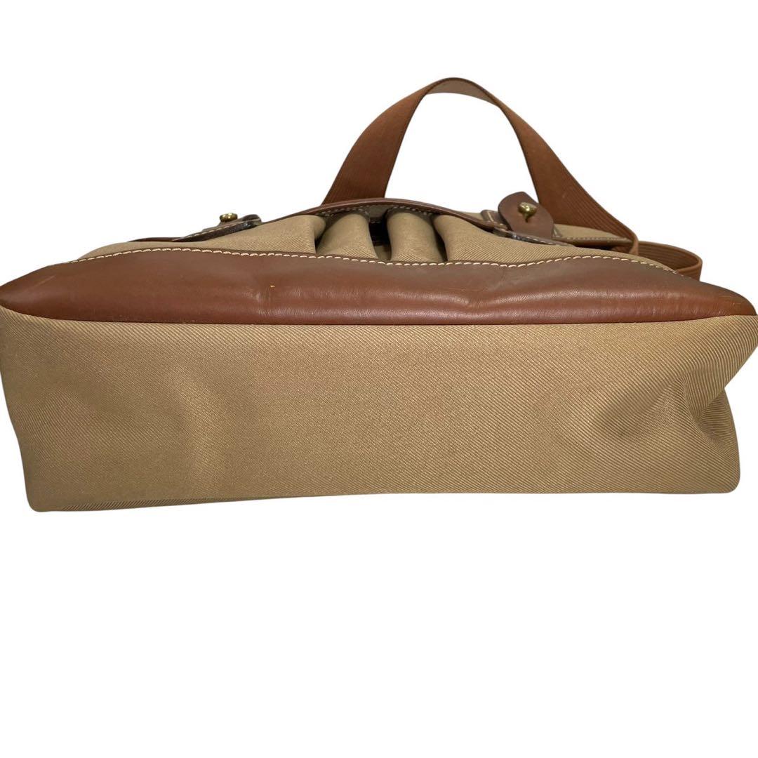 【美品】HUNTING WORLD ハンティングワールド　メッセンジャーバッグ