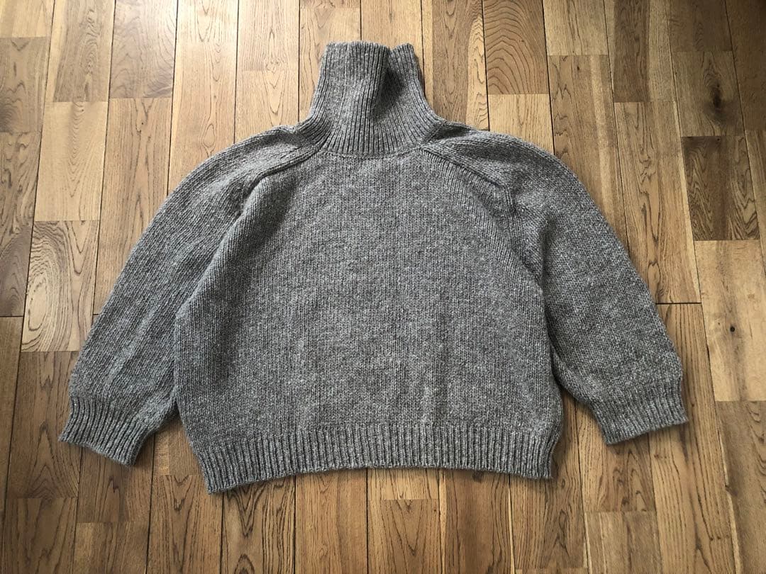 babaa ピュアウールタートルネックニット/セーター　スペイン製　Free