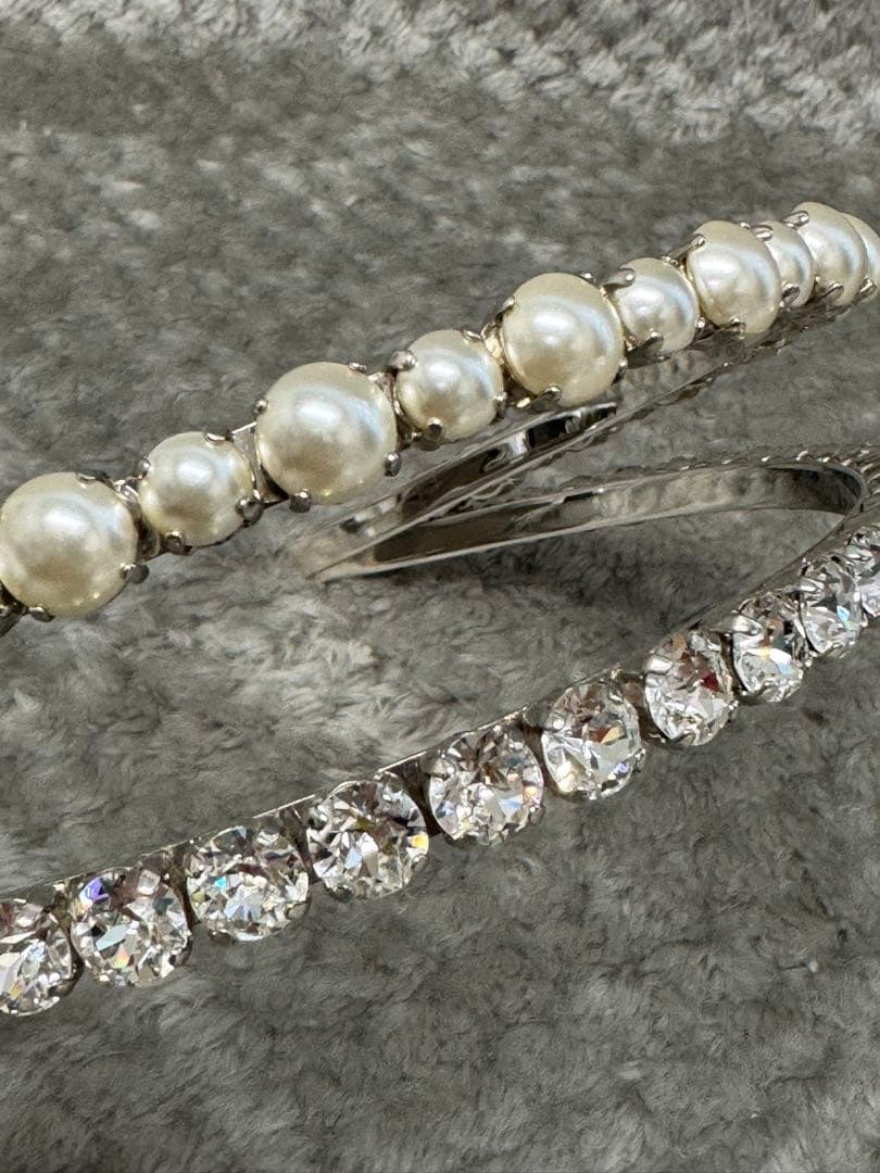 MIU MIU ミュウミュウ クリスタル&パール　カチューシャ