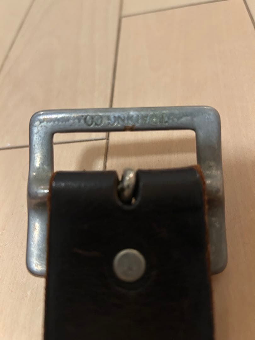 HTC スタッズ装飾 ブラックレザーベルト