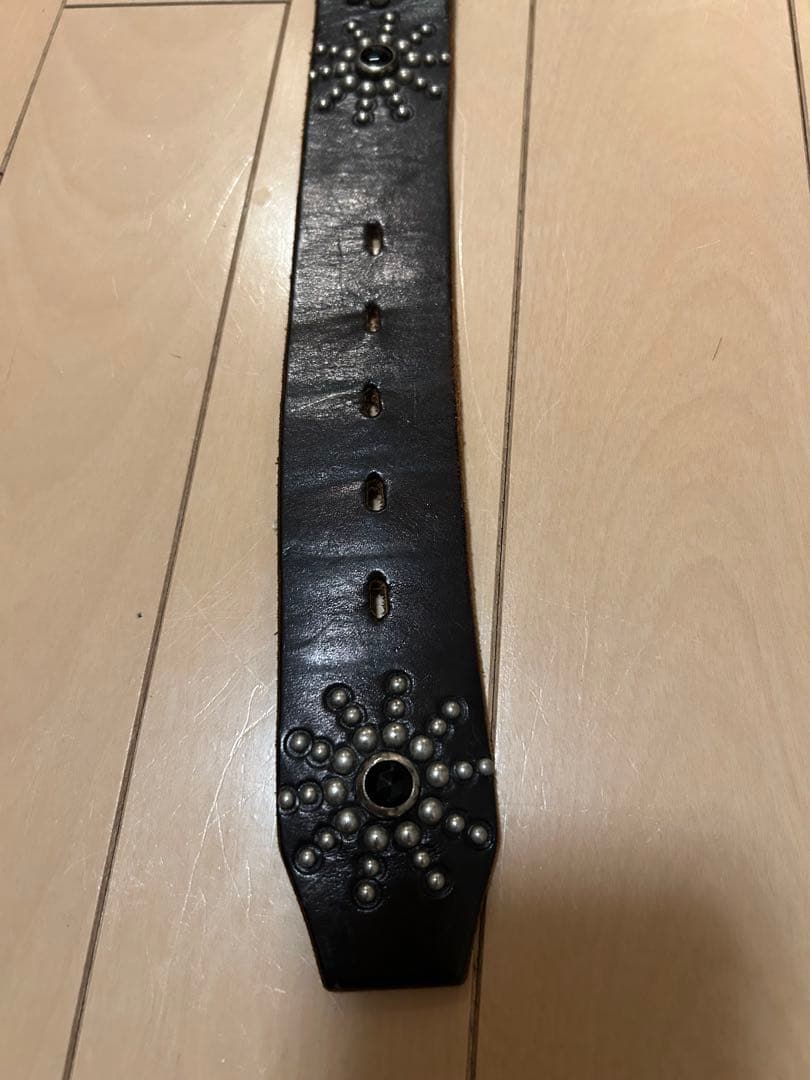 HTC スタッズ装飾 ブラックレザーベルト