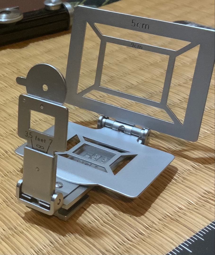 ライカ　フレームファインダー