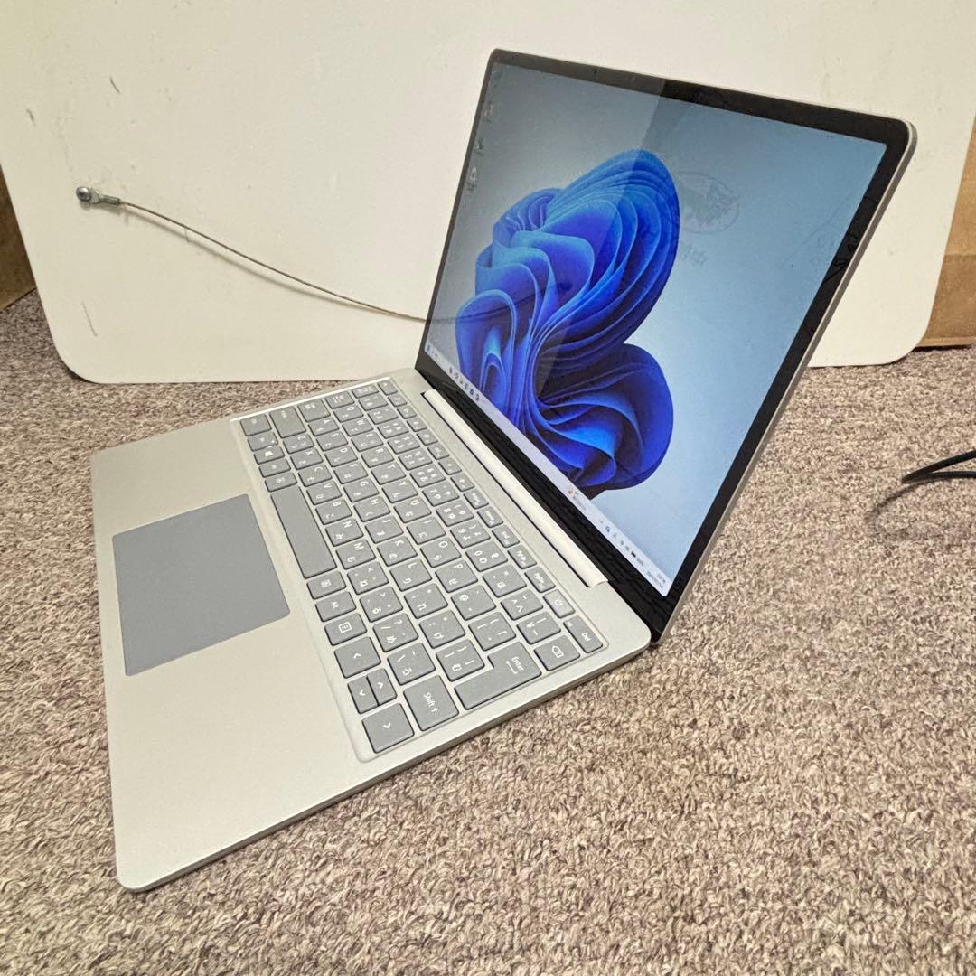 Surface Laptop go i5 8GB 128GB Office付属