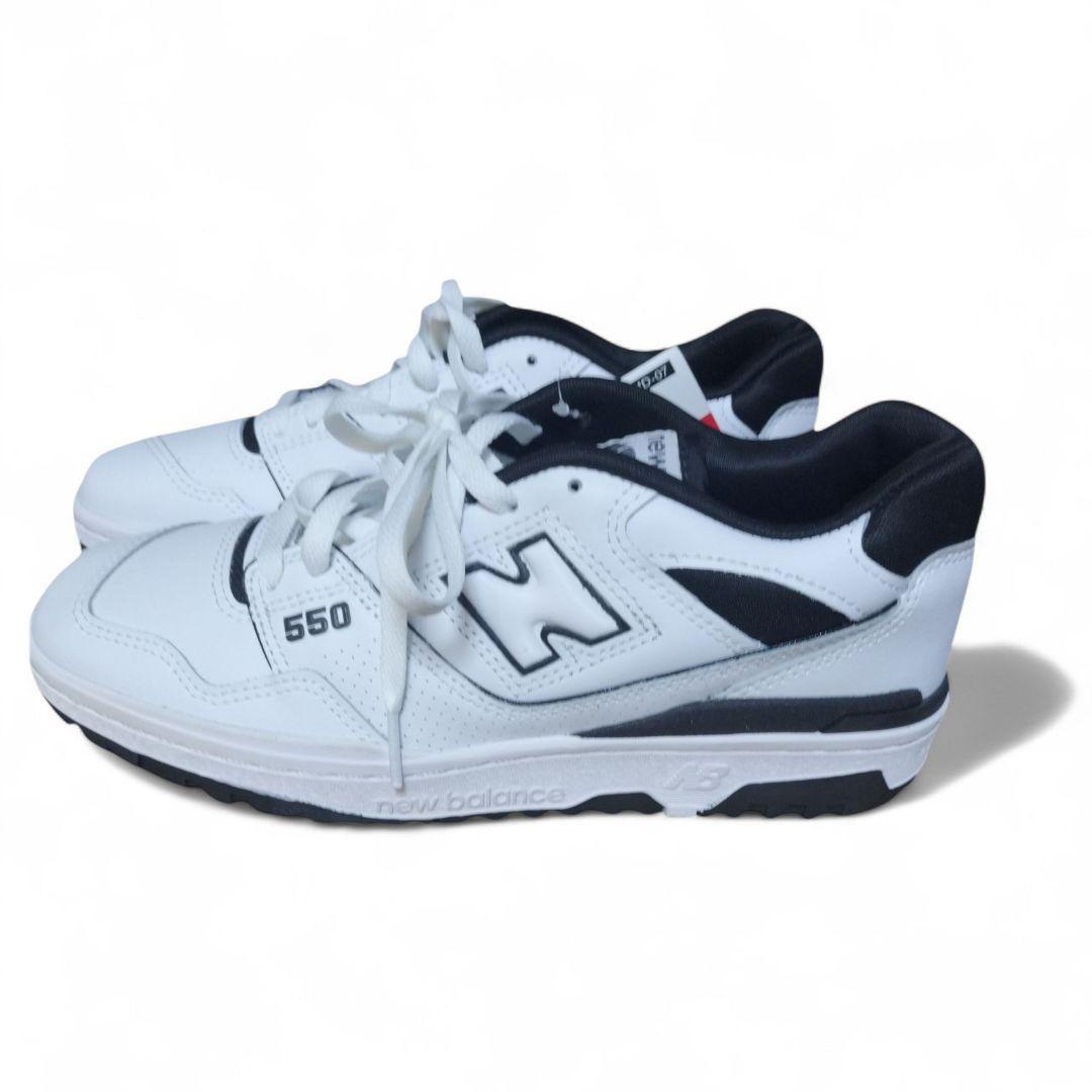 【ニューバランス】完売品　タグ付き　スニーカー　BB550HA1　白×黒　26㎝