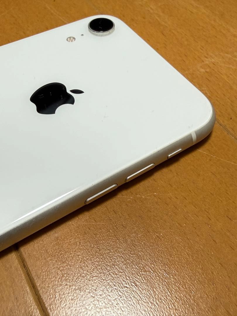 iPhone XR 128GB ホワイト sim フリー 未使用ガラスフィルム付