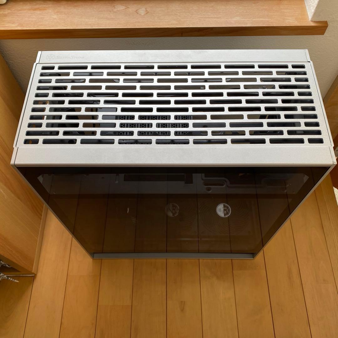 SilverStone ALTA F1 ATX 強化ガラスPCケース