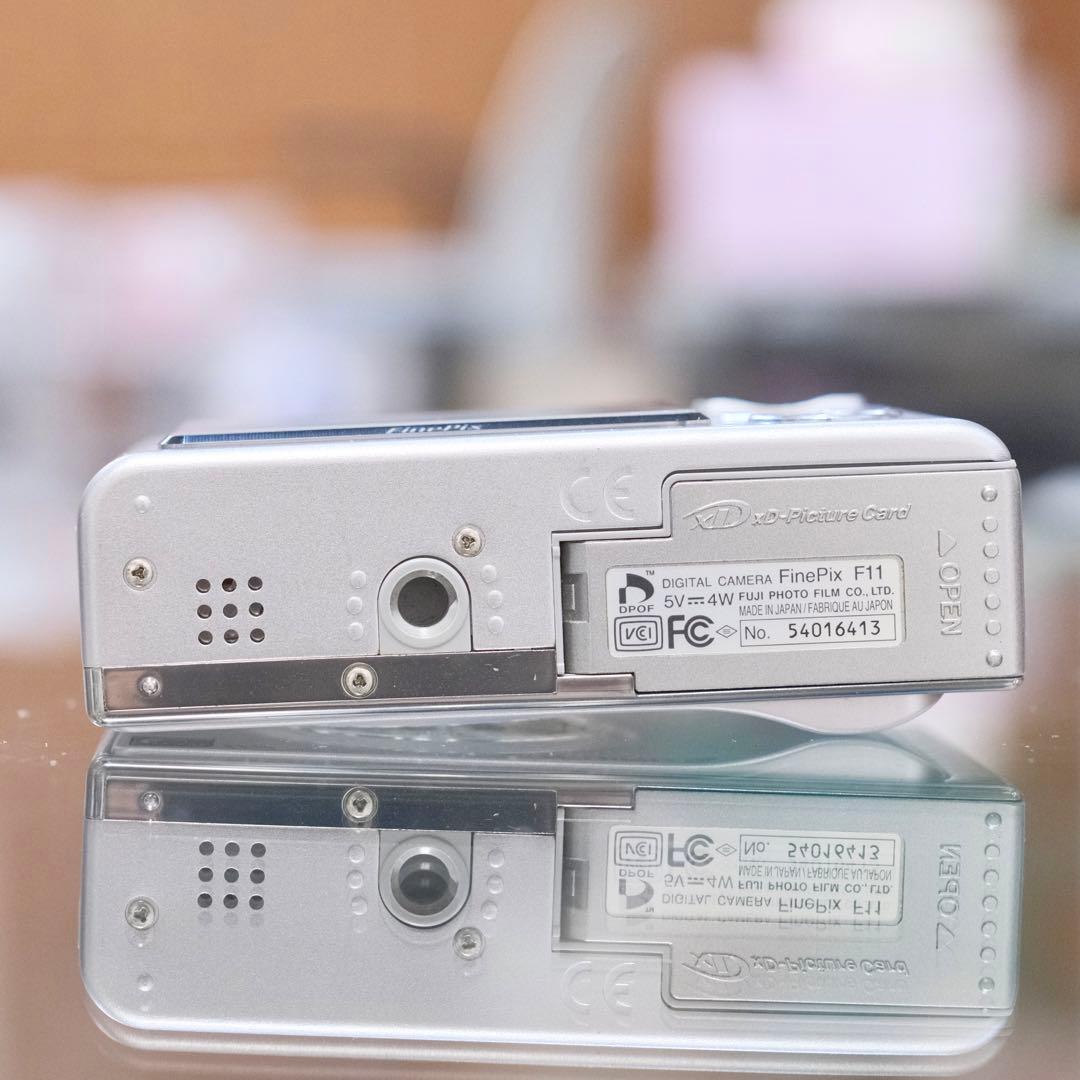 美品名機 動作品 平成レトロ CCD FUJI FILM FinePix F11