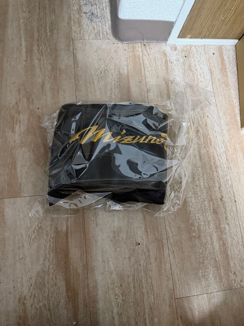 ヒーコ出品 ミズノプ坂本勇人軟式オーダーグローブ 左投げ