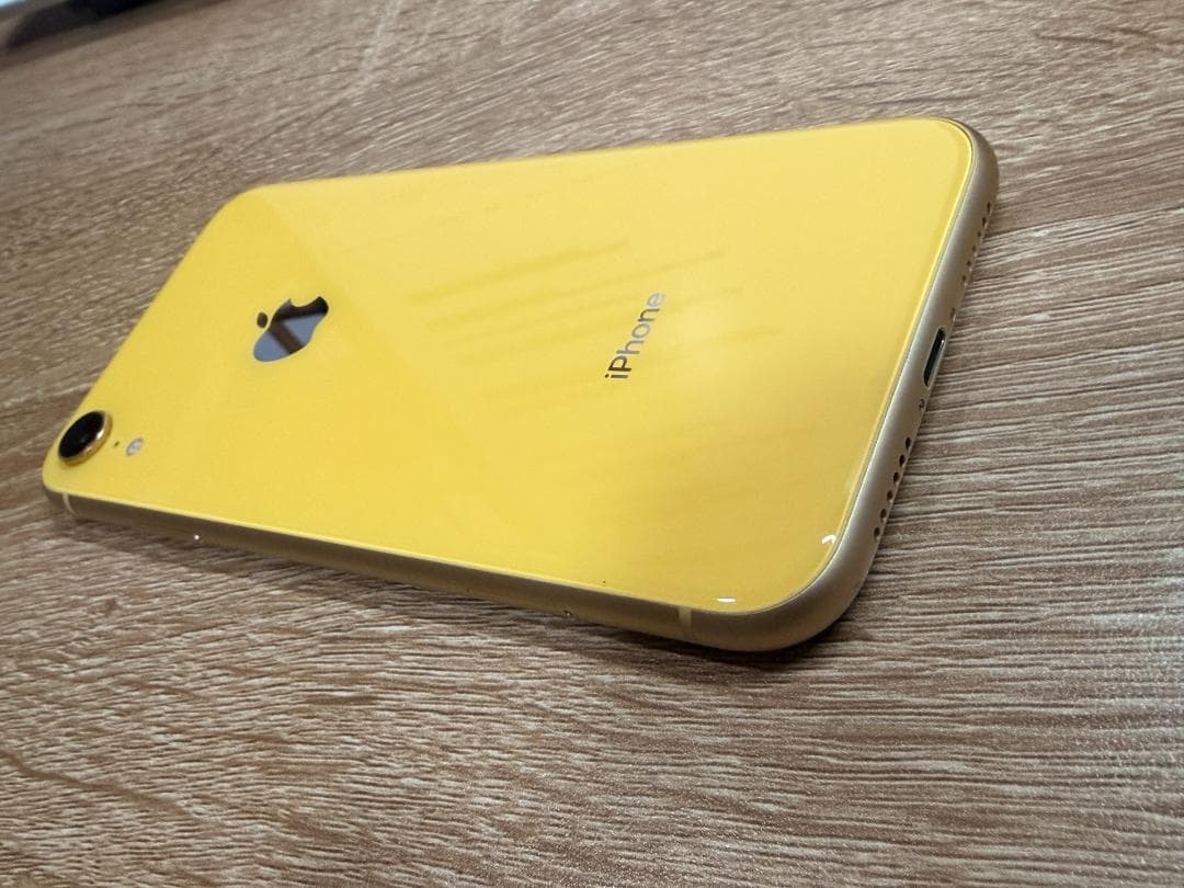 【画面に線あり】iPhone XR 64GB イエローSIMフリー