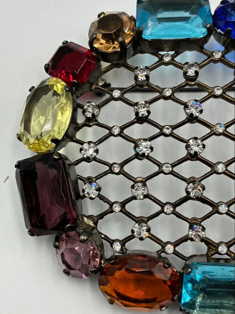 GIORGIO ARMANI ジョルジオ アルマーニ マルチカラー大ぶりブローチ