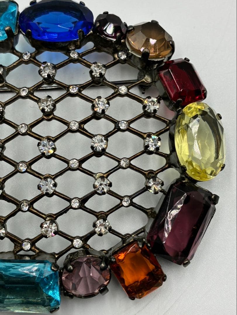 GIORGIO ARMANI ジョルジオ アルマーニ マルチカラー大ぶりブローチ