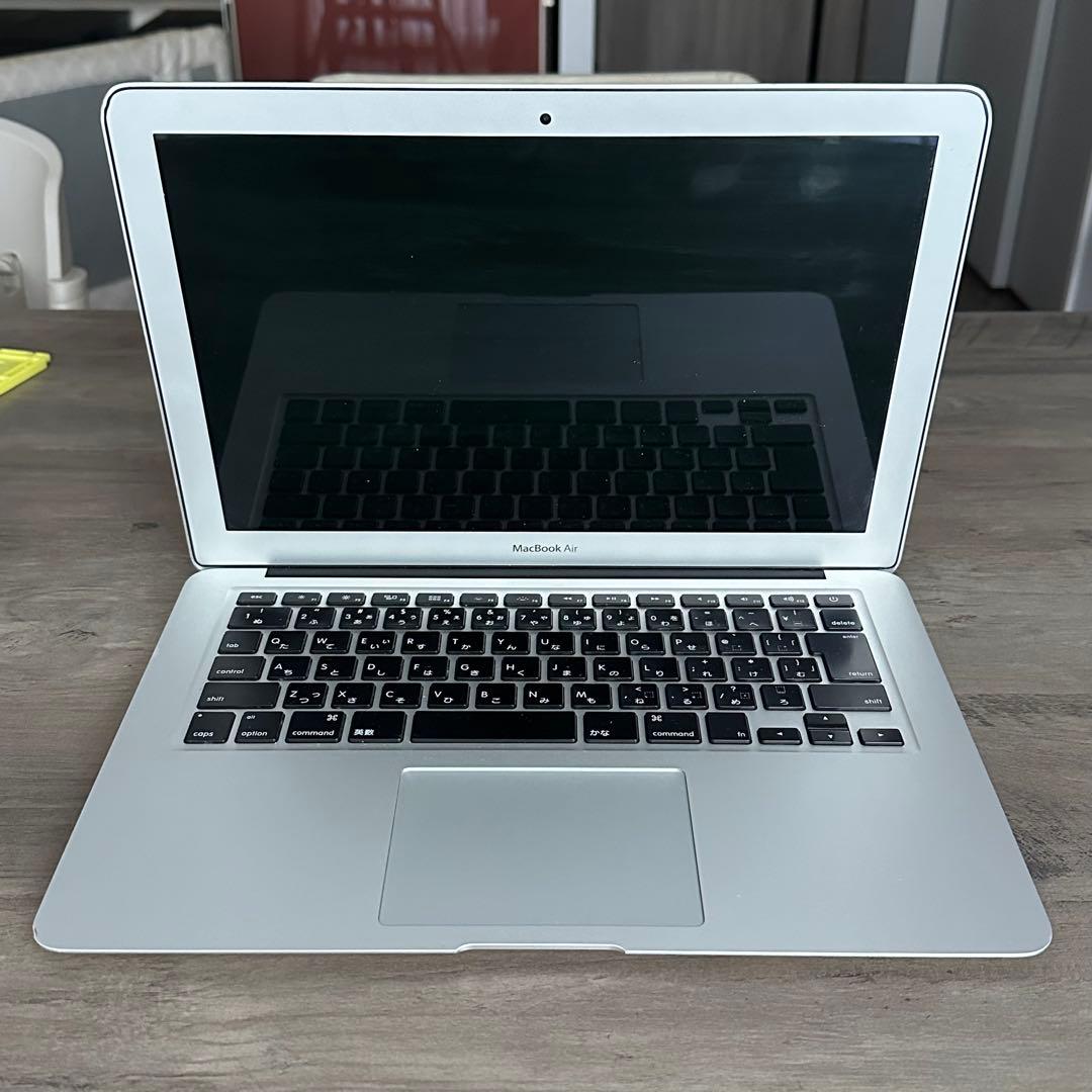 動作OK MacBook Air 13 2015 i5 4GB 128GB
