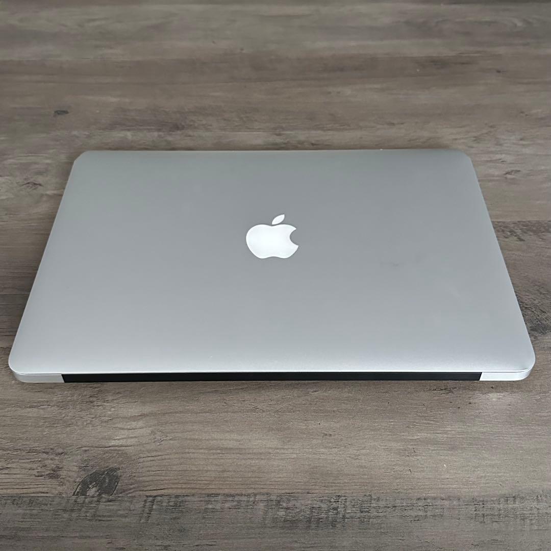 動作OK MacBook Air 13 2015 i5 4GB 128GB