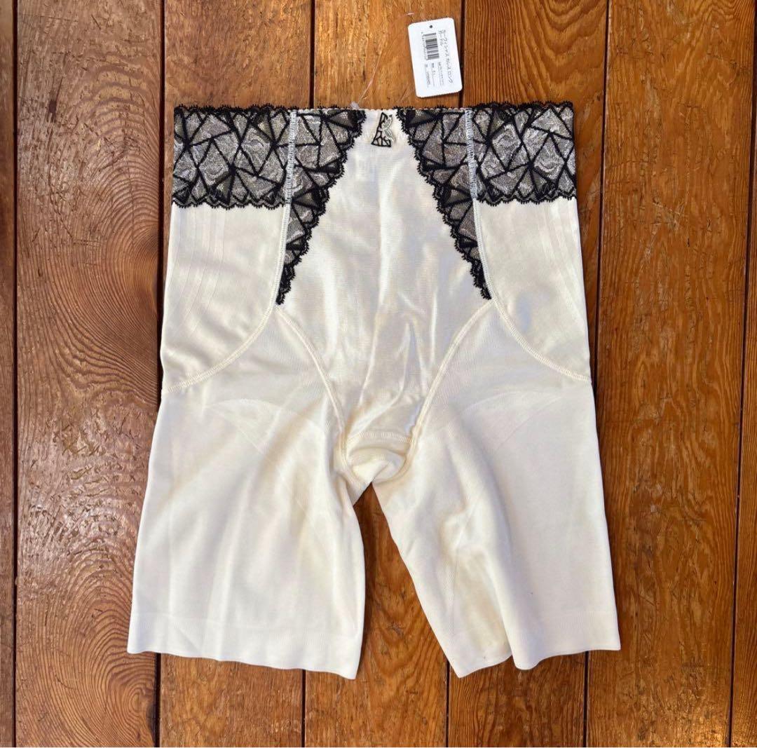 Y-CO【未使用】カーヴィシャス カレス ロングガードル ELサイズ