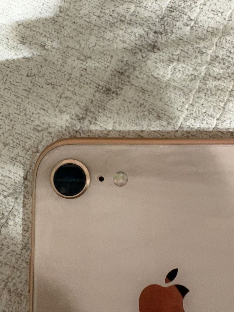 iPhone8 ゴールド　64GB