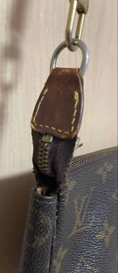 ルイヴィトン モノグラム ポーチ アクセソワール