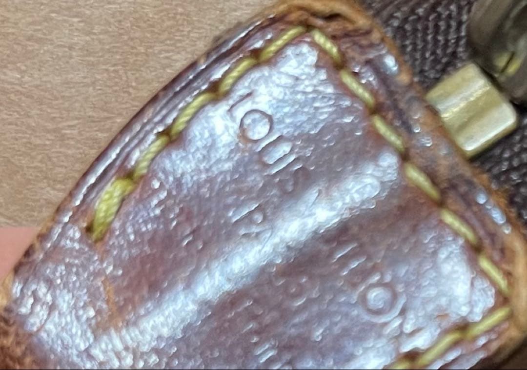 ルイヴィトン モノグラム ポーチ アクセソワール