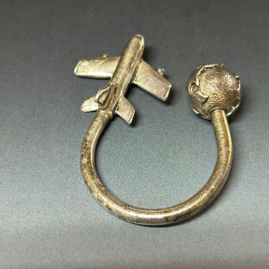 Tiffanyのキーホルダー　飛行機と地球