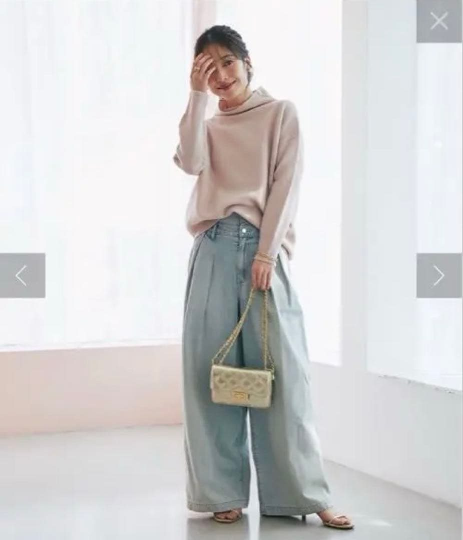 【名品】ウール100ボトルネックニット　ラブティックボンボン