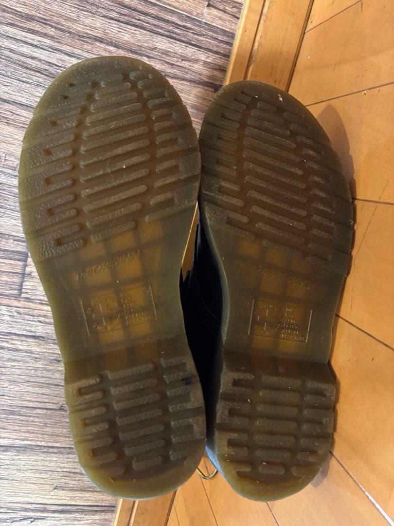 Dr.Martens ドクターマーチン UK4