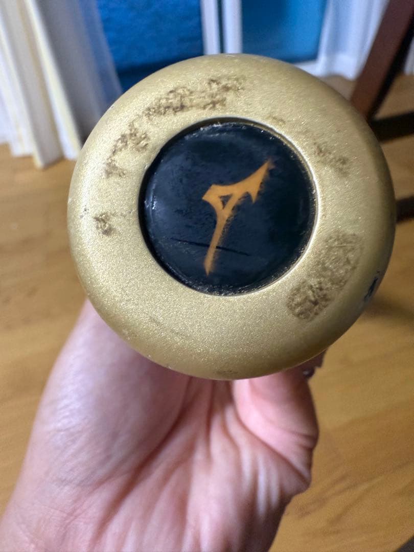 ビヨンドマックス　レガシー軟式バット80cm 黒/金