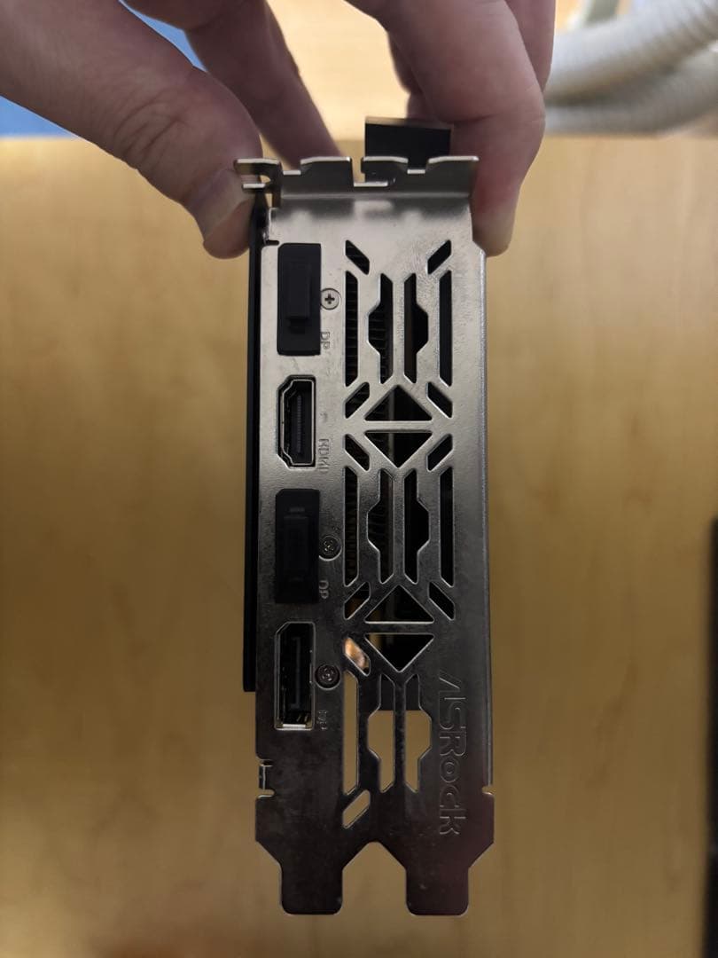 ASRock AMD RX 6600 グラフィックボード 8GB（元箱付き）