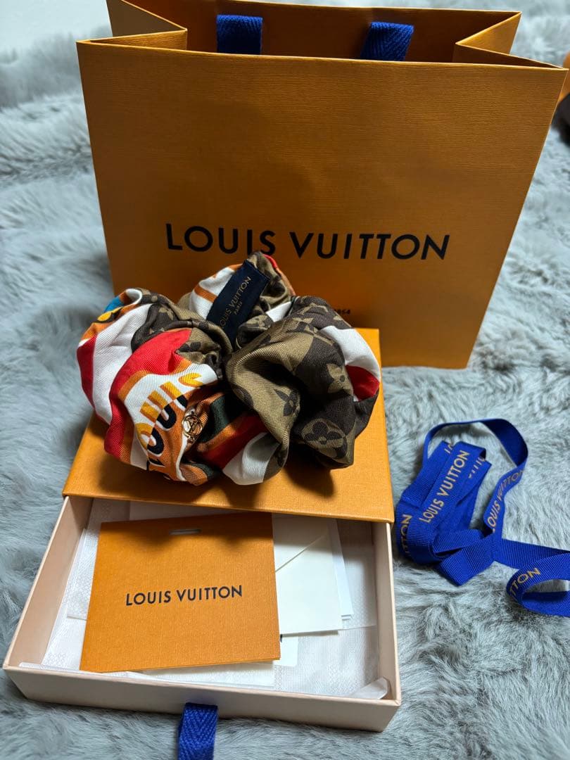 LOUIS VUITTON シュシュ ❤︎新品未使用❤︎プレゼントに♡