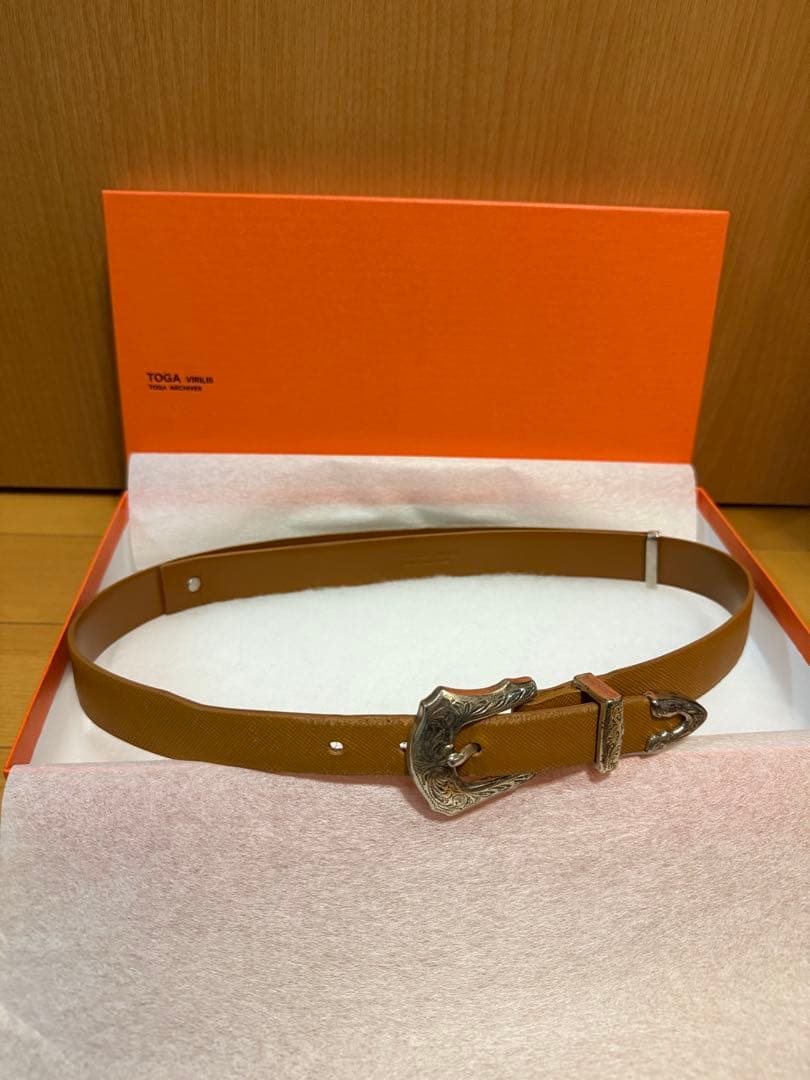確実正規品　TOGA VIRILIS トーガ ビリリース　レザーベルト　ブラウン