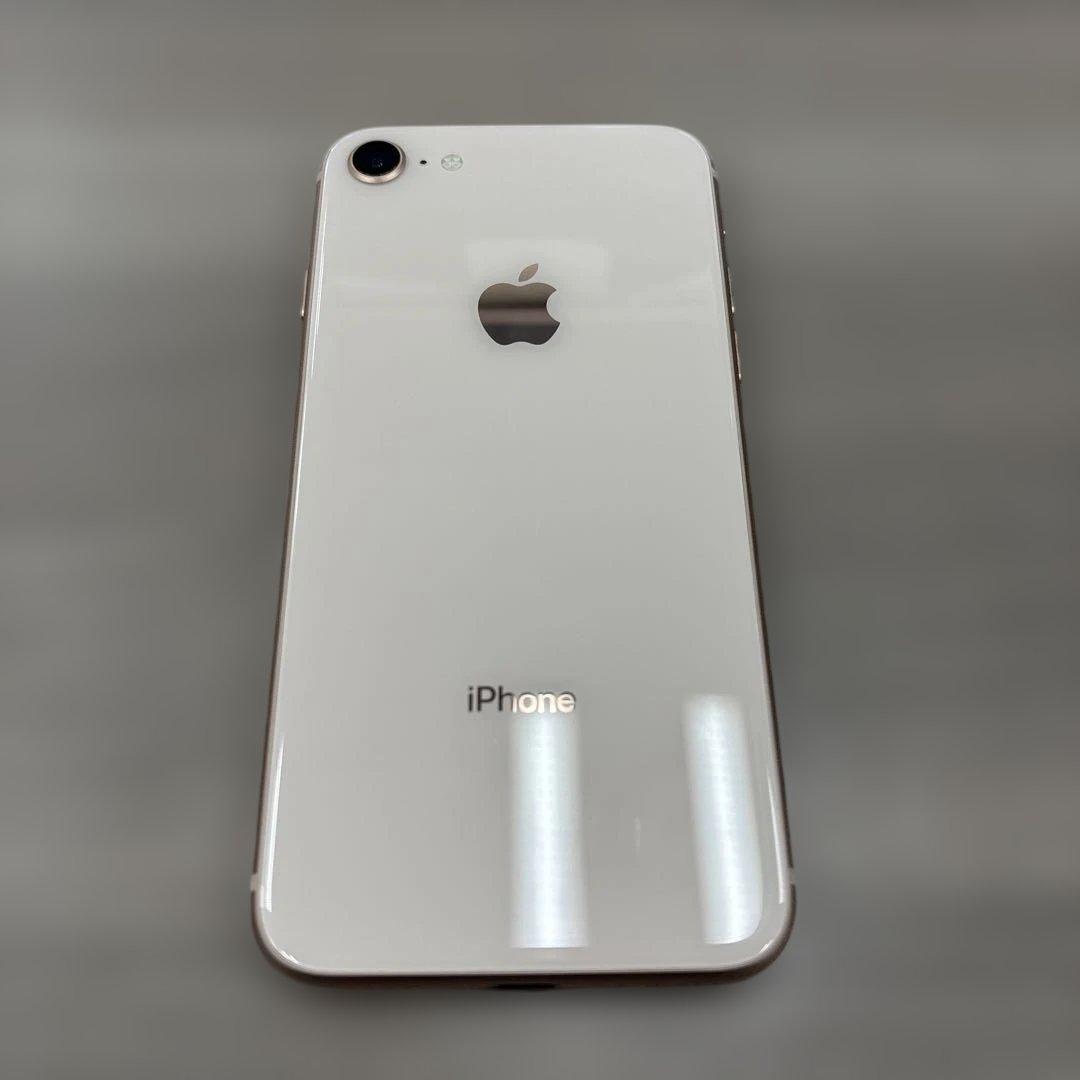 iPhone8 ゴールド 64GB docomo