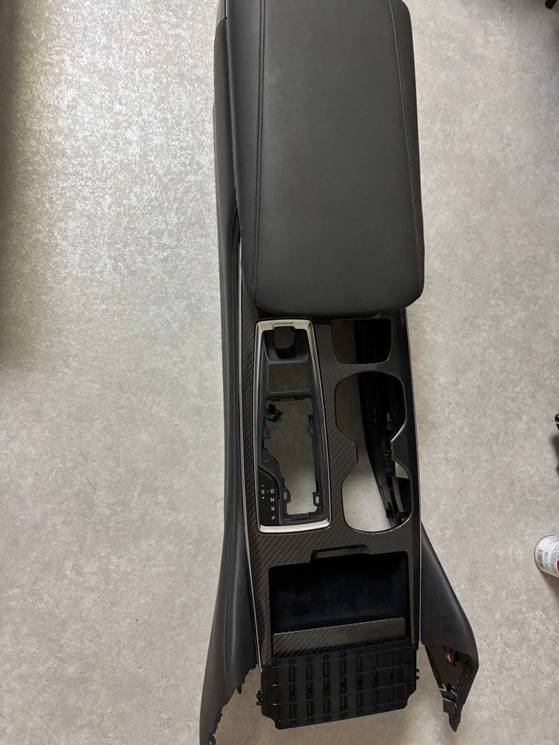 220クラウン rsアドバンス センターコンソール azsh20 ars220