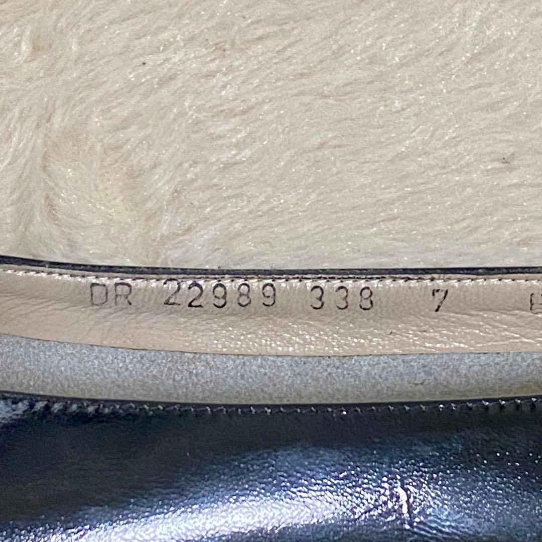 【極美品】フェラガモ ヴァラ リボン パンプス 黒 24cm イタリア製