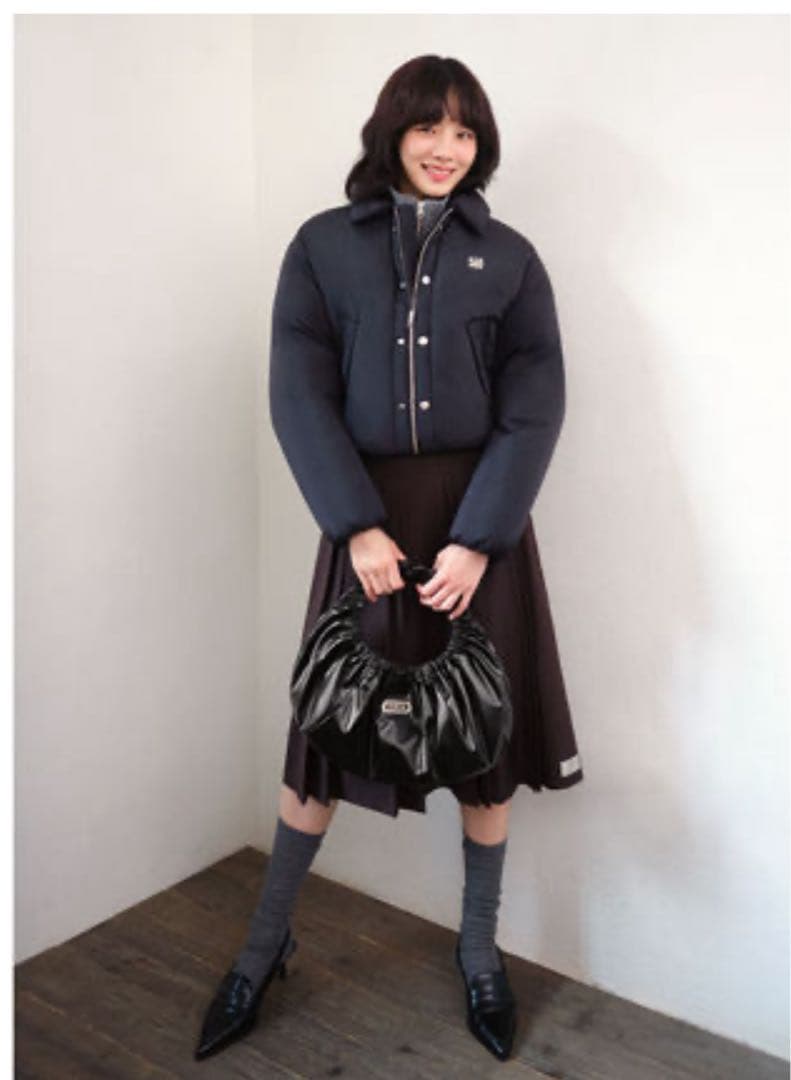 セール中！！超美品☆SATUR セター　レッチェダックダウン