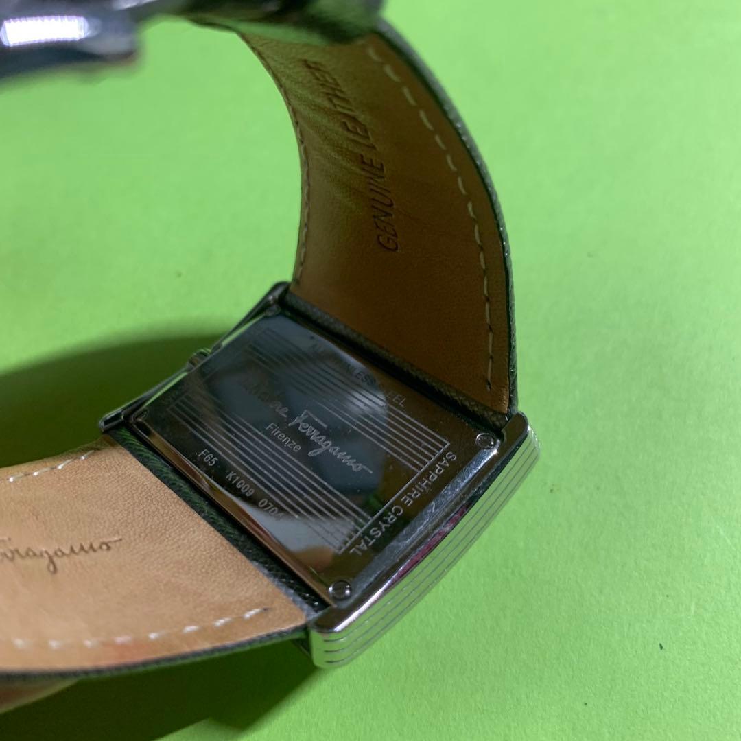 Ferragamo フェラガモ 腕時計 F65 スクエア メンズ　電池切れ