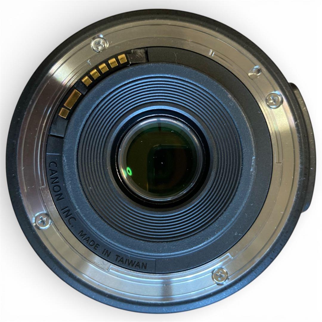 Canon EOS 70D 18-135mm レンズ付 Wi-Fi搭載 一眼レフ