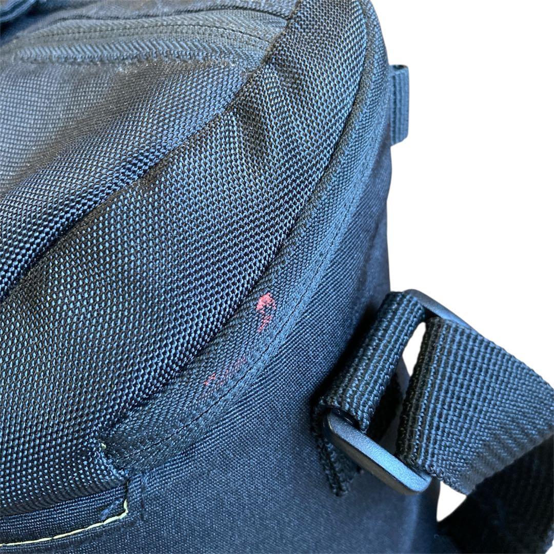 Canon EOS 70D 18-135mm レンズ付 Wi-Fi搭載 一眼レフ