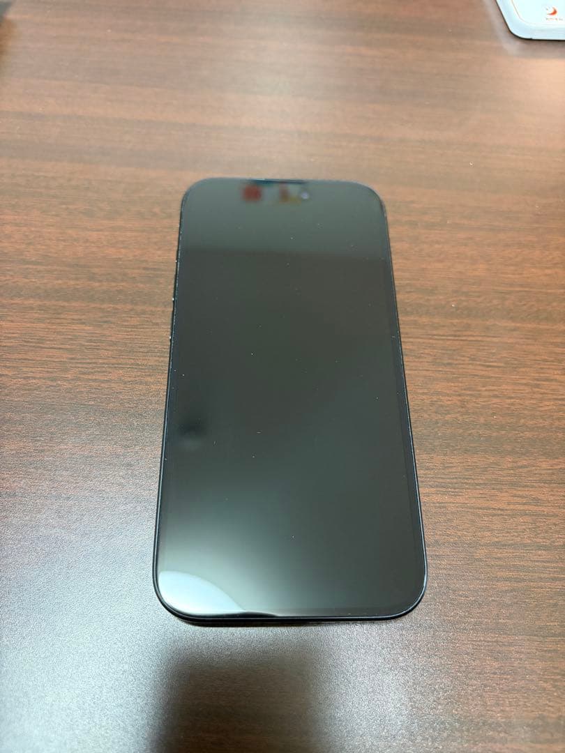 iPhone15 本体256GB 82%