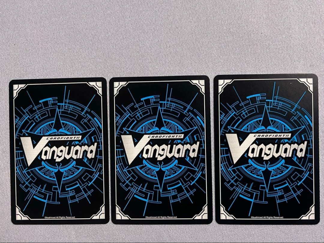 ヴァンガード　焔の巫女　シンディ 3枚