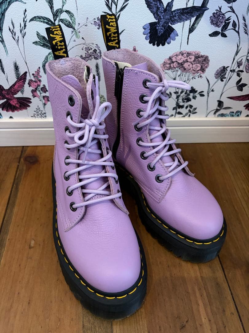 美品 Dr.Martens ブーツ 8ホール JADONⅢ ライラック UK5