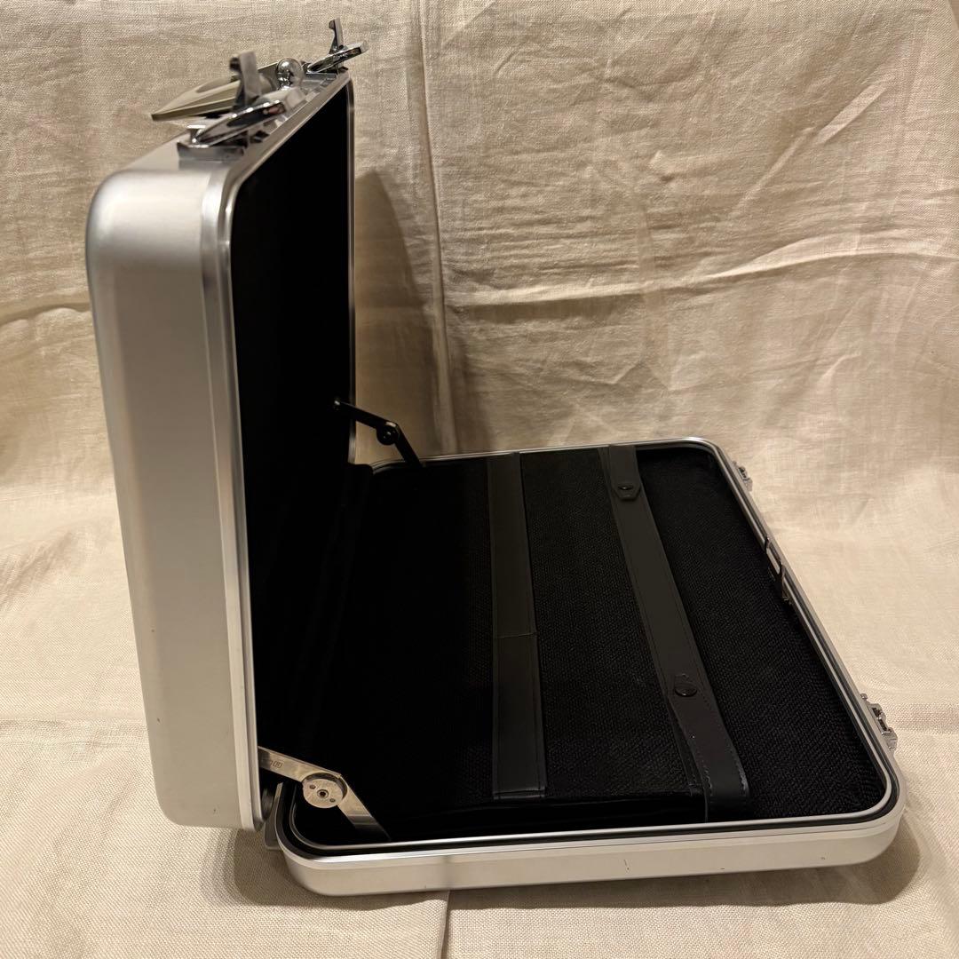 ゼロハリバートン エリート アタッシュケース ビジネスバッグ Elite