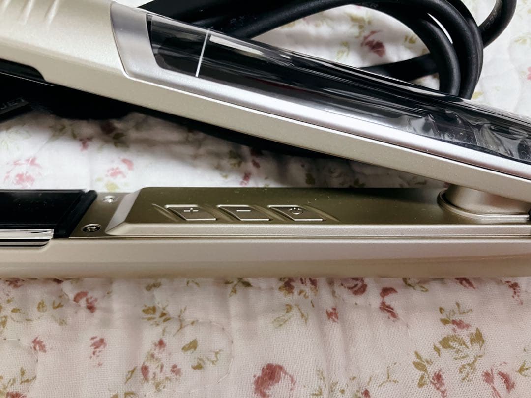 新品 YA-MAN スムースアイロンフォトイオンプラス ゴールド 低温 超音波