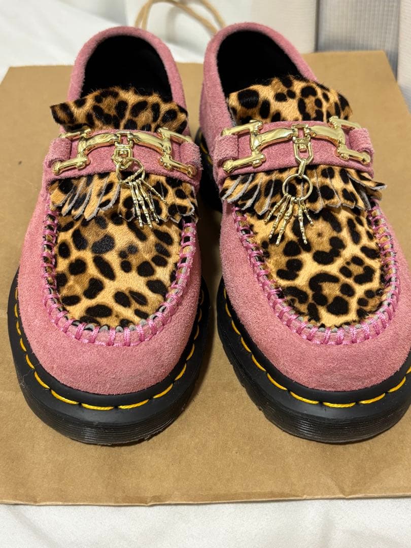 Dr. Martens Adrian Bone Snaffle ローファ