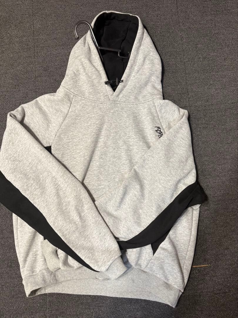 Mertra Tracksuit – Black セットアップ　かつきくん着用