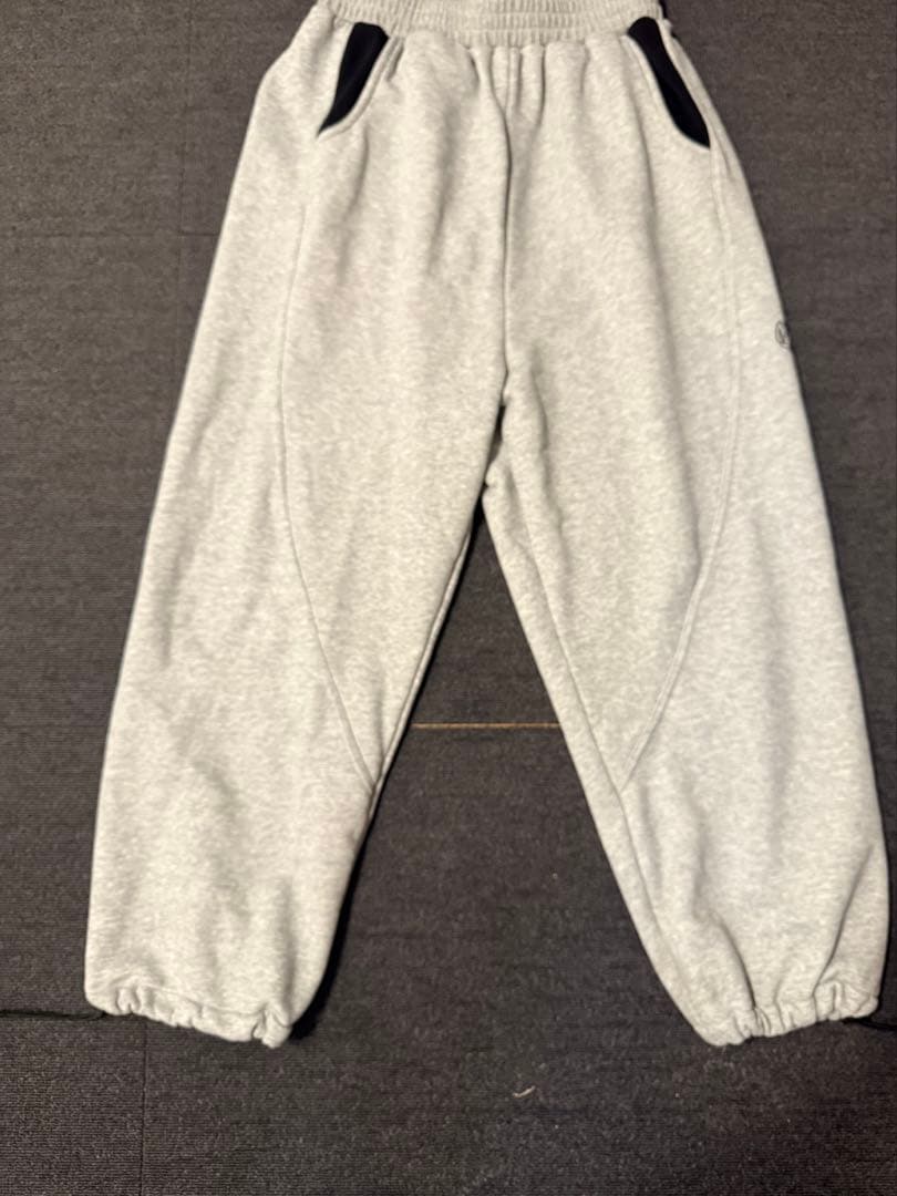 Mertra Tracksuit – Black セットアップ　かつきくん着用