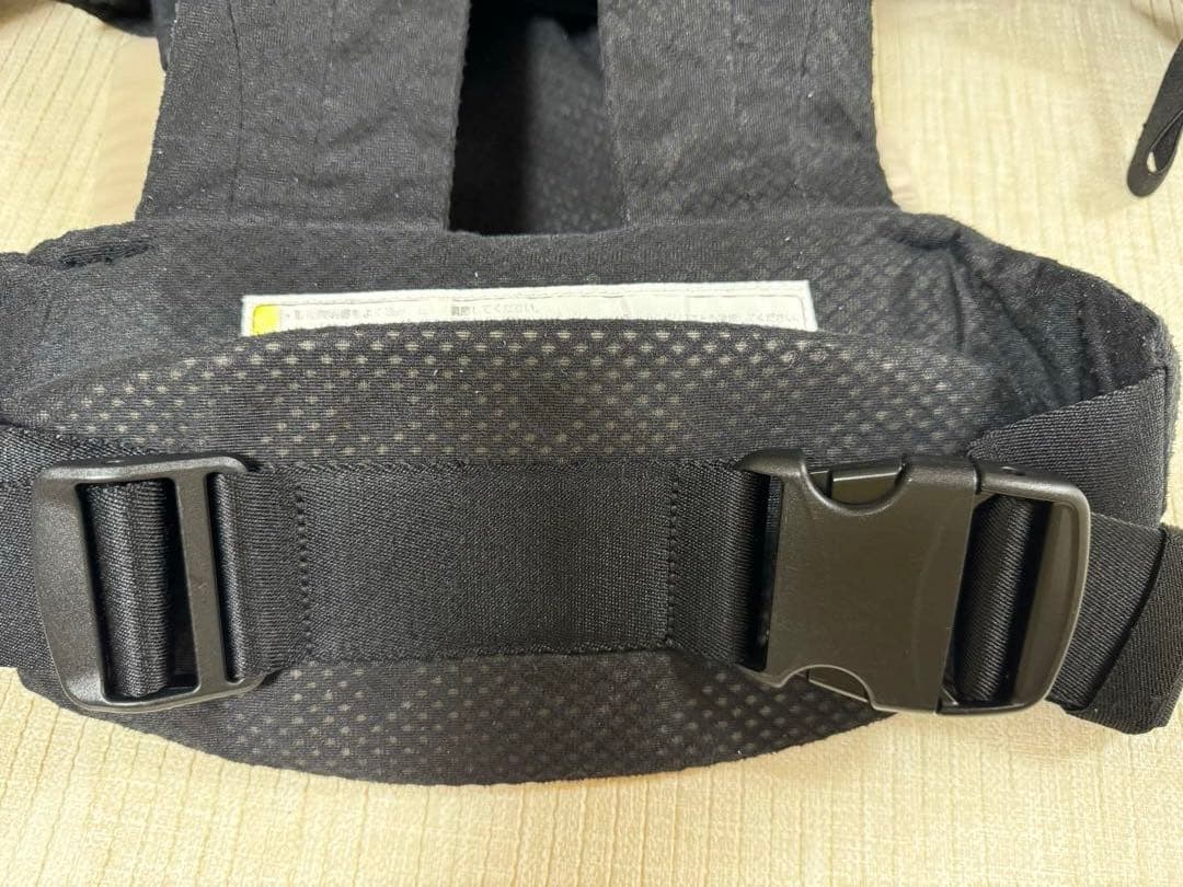 nuna カドルクリック　抱っこ紐　ブラック