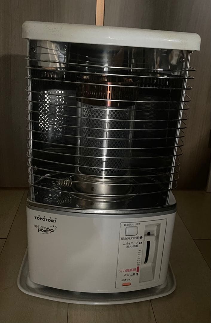 トヨトミ　石油ストーブ　RS-H2900(W)