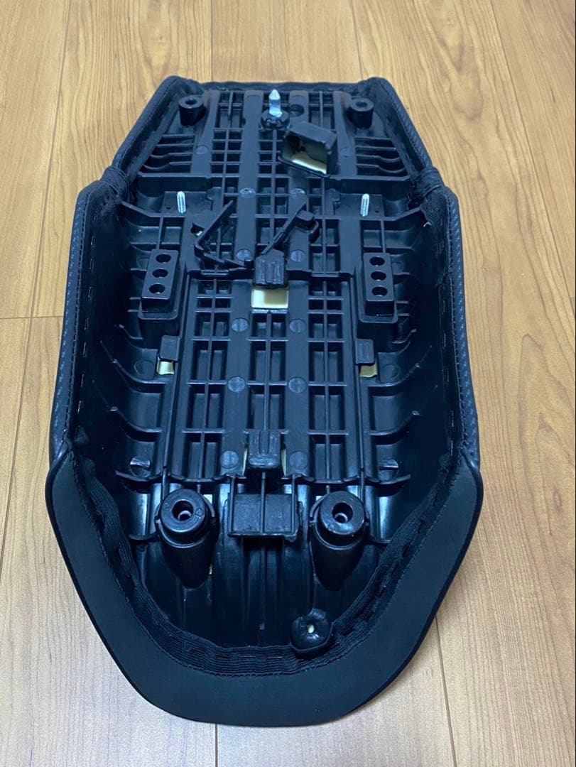 NOI WATDAN 24 グロム（JC92） ローダウンタックロールシート