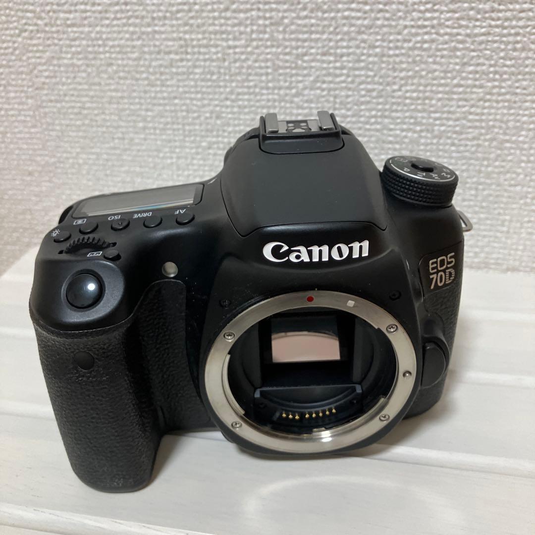 【箱有美品】Canon EOS 70D本体＋18-135㎜レンズセット他