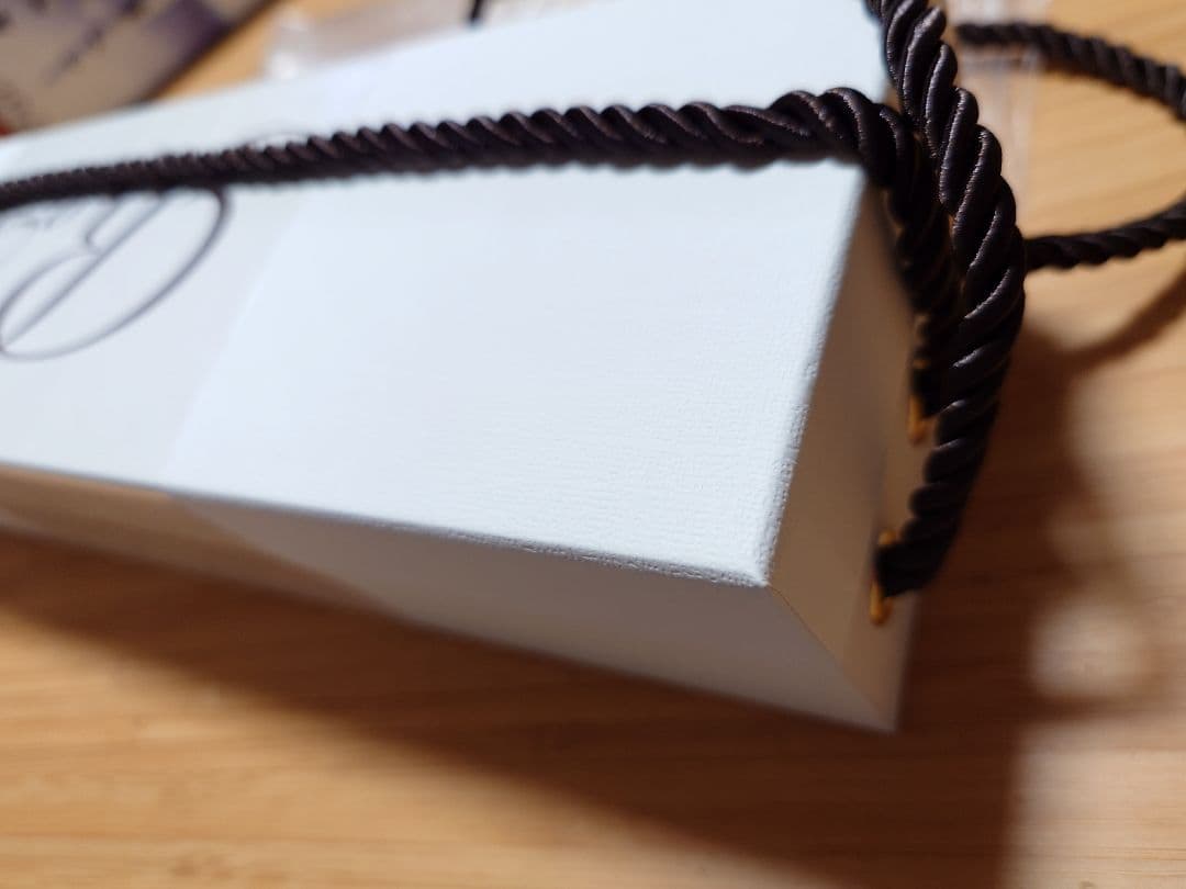 新品未使用　リファパワーストレートアイロンプロ　ホワイト　保証書付き